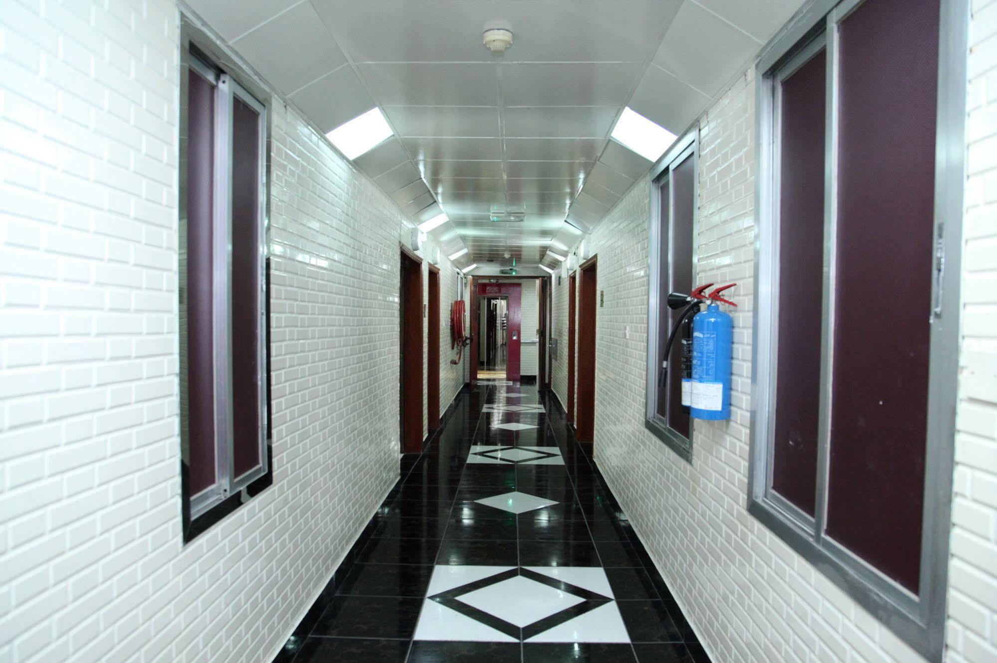 Zaineast Hotel Dubai Dış mekan fotoğraf